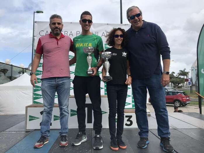 Los ganadores de la prueba atlética (Foto TA)